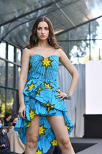 Upload the image to the Gallery viewer,VENUS
